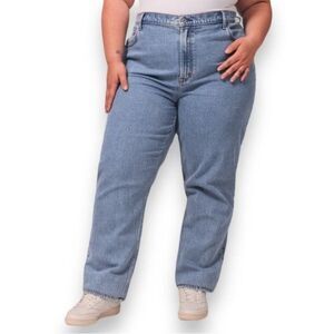 Abercrombie & Fitch | Curve Love Ultra High Rise 90s Straight Jean